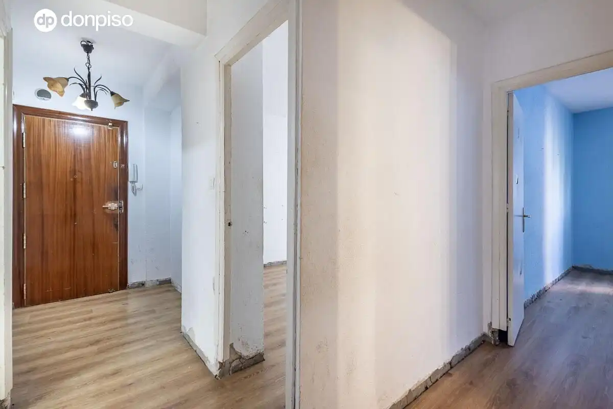 Piso en venta en Granada con Terraza