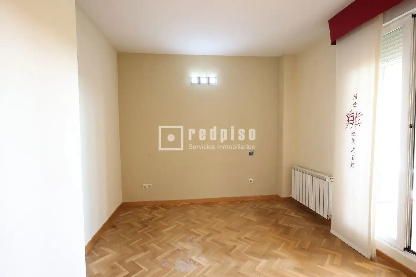 Bedroom of Duplexes for sale in Madrid  with Air Conditioner, Heating and Private garden