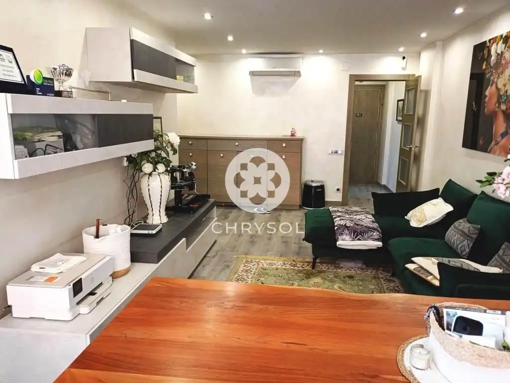 Sala de estar de Piso en venta en Barcelona con Aire acondicionado, Calefacción y Jardín privado