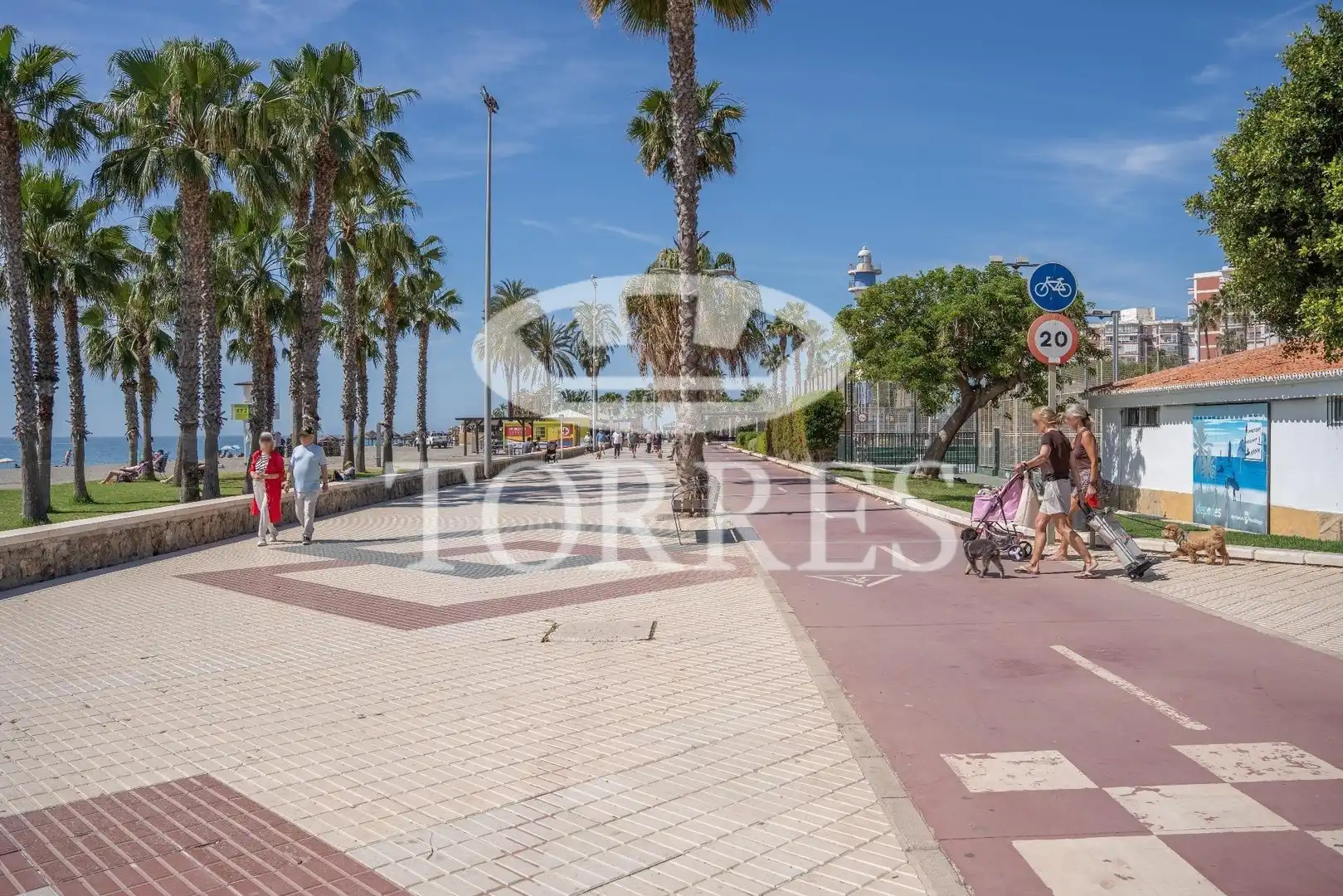 Vista exterior de Pis en venda en Vélez-Málaga
