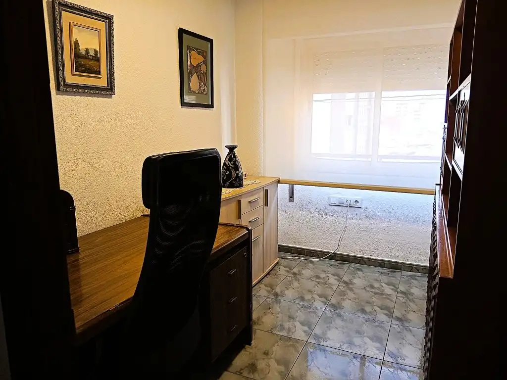 Piso en venta en Valencia con Aire acondicionado, Amueblado y Horno
