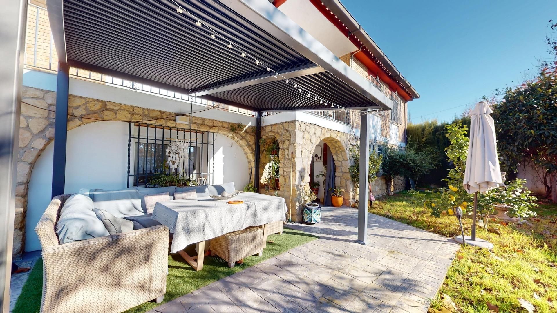 Terrace of House or chalet for sale in  Córdoba Capital  with Air Conditioner, Private garden and Terrace