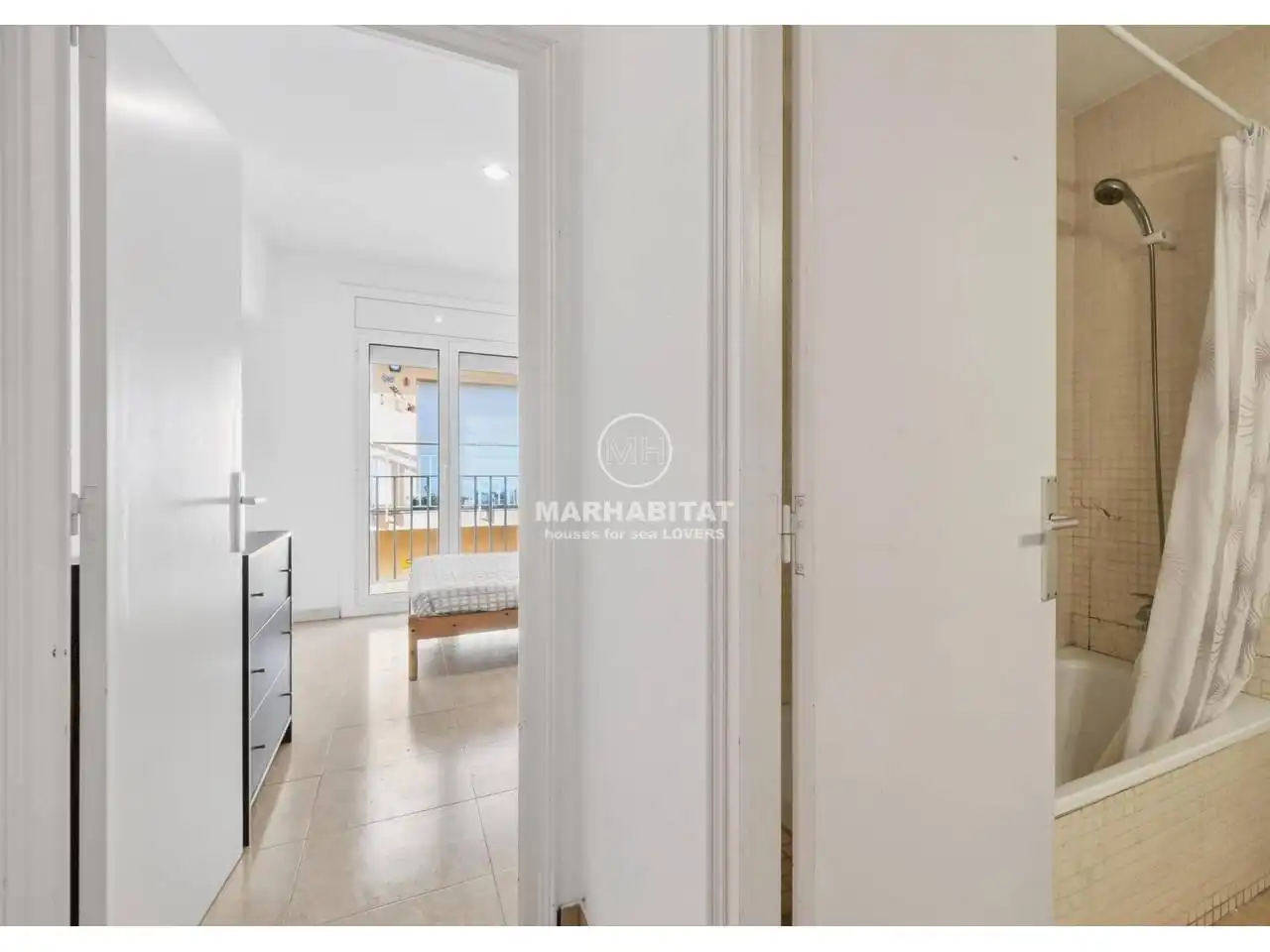 Casa o chalet en venta en L'Escala con Terraza y Amueblado