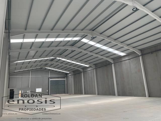Nave industrial en Alquiler en Balsicas