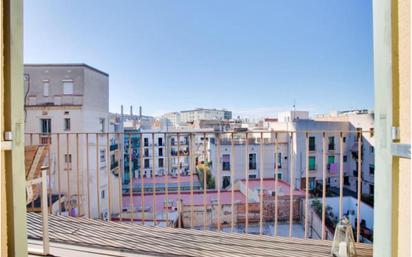 Vista exterior de Pis en venda en  Barcelona Capital amb Aire condicionat, Calefacció i Balcó