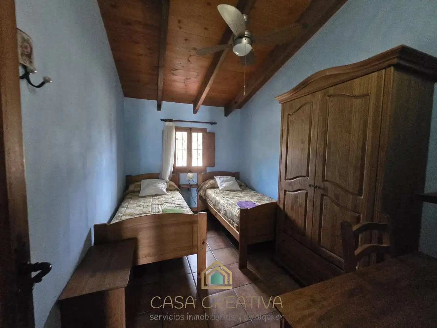Habitación de Casa o chalet en venta en Chella con Aire acondicionado, Jardín privado y Amueblado