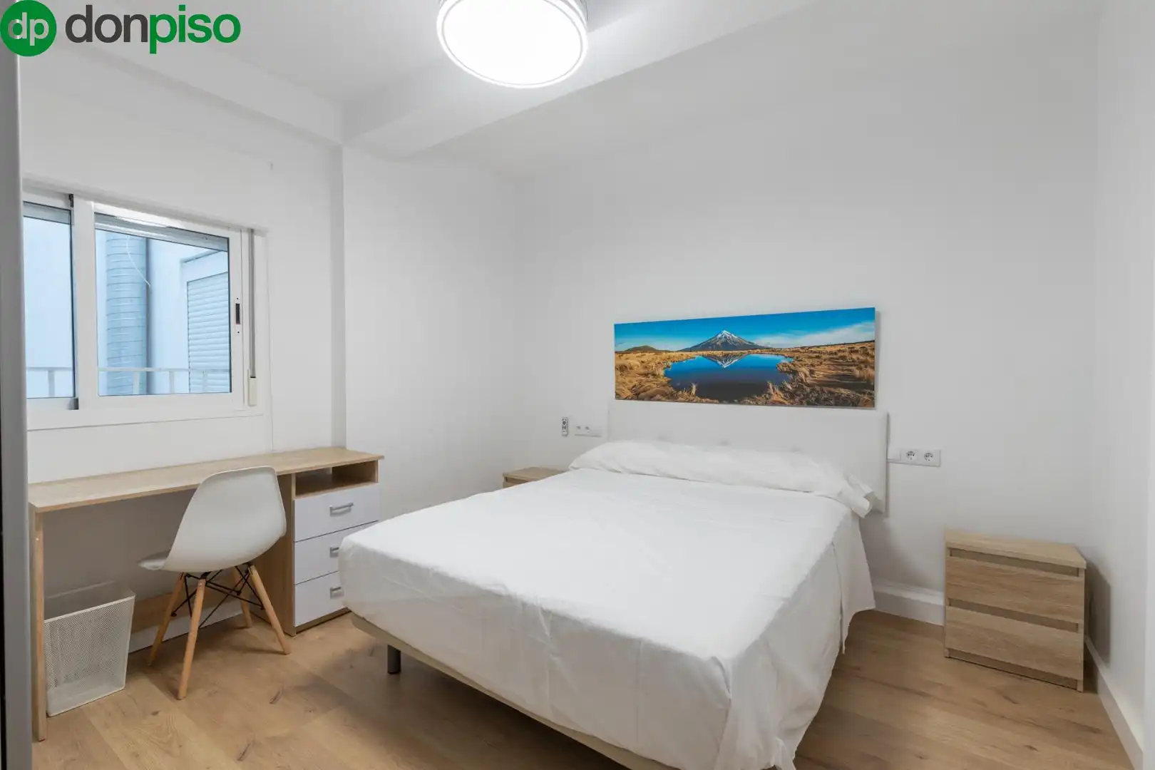 Bedroom of Flat for sale in Granada  with Furnished