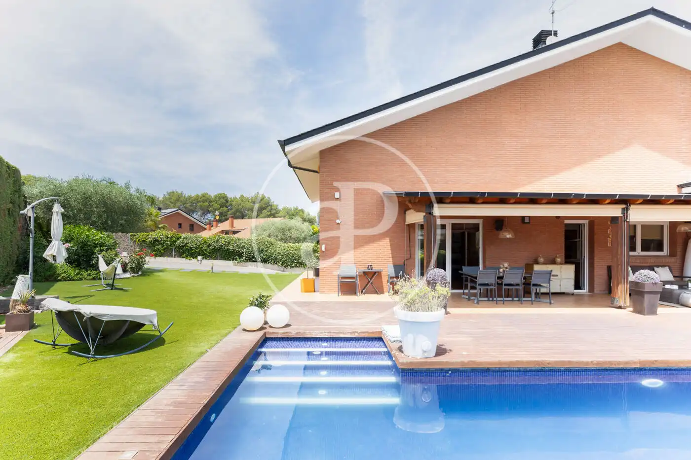 Vista exterior de Casa o xalet en venda en Sant Quirze del Vallès amb Aire condicionat, Calefacció i Jardí privat