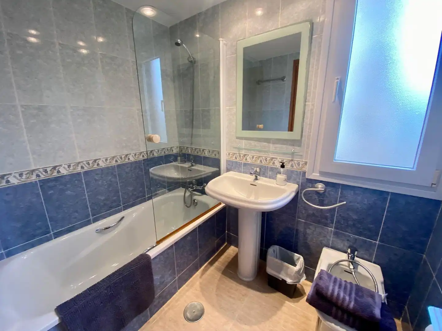 Bany de Apartament en venda en Calpe / Calp amb Terrassa i Piscina comunitària