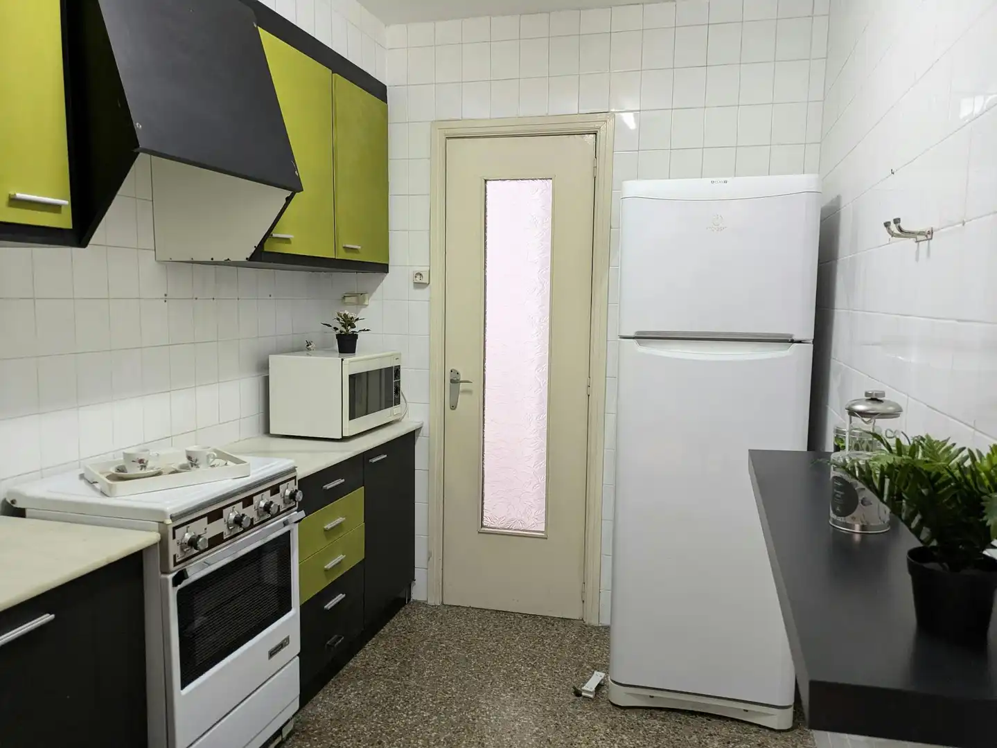 Cocina de Piso para compartir en Valencia con Calefacción, Amueblado y Lavadora