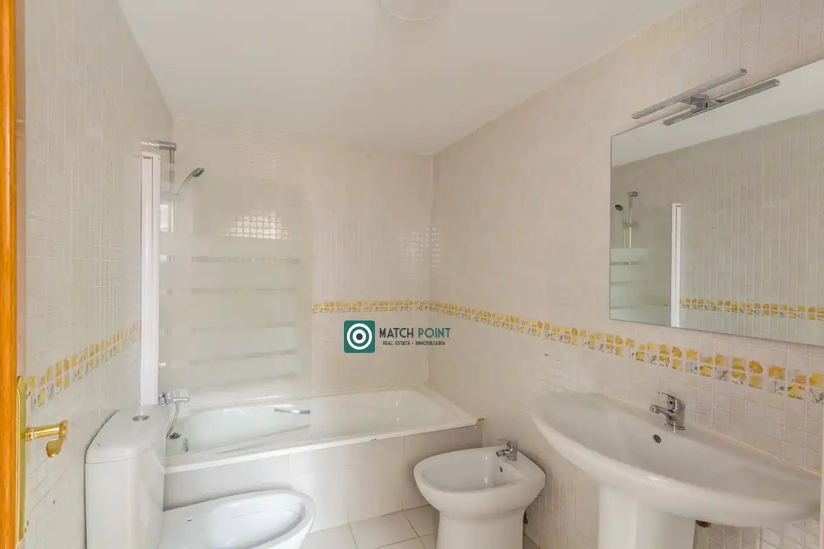 Bathroom of Detached homes for sale in Almuñécar