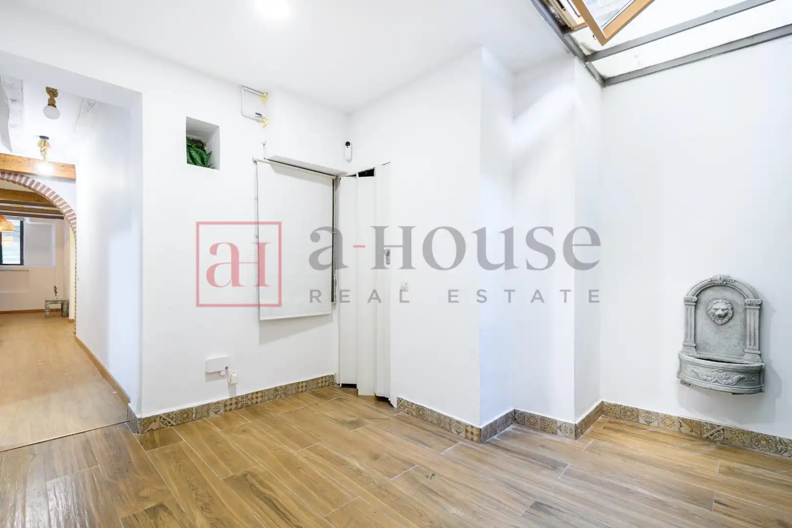 Planta baja en venta en Barcelona con Parquet y Alarma