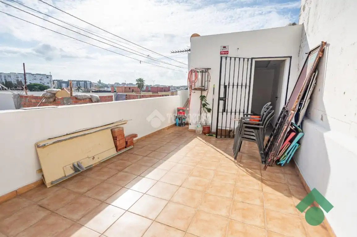 Casa aparellada en venda a Bajadilla - Fuente Nueva