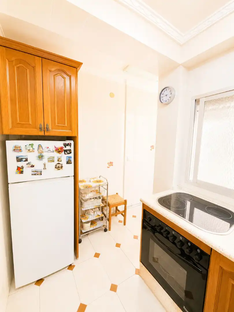 Cocina de Piso en venta en Torremolinos con Terraza, Amueblado y Horno
