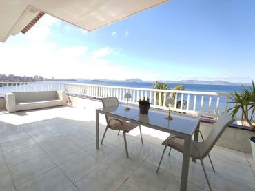 Apartment with pool to rent in Entremares