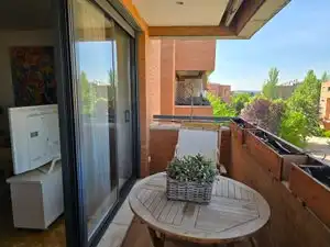 Terrassa de Pis en venda en Pozuelo de Alarcón amb Traster, Alarma i Piscina comunitària