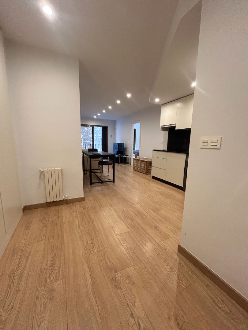 Vista exterior de Pis en venda en  Valencia Capital amb Moblat, Rentadora i Microones