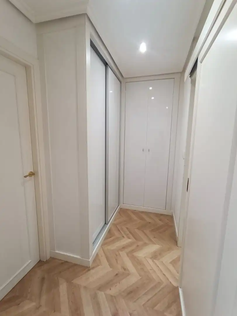 Apartamento de alquiler en Cuatro Caminos - Plaza de la Cubela