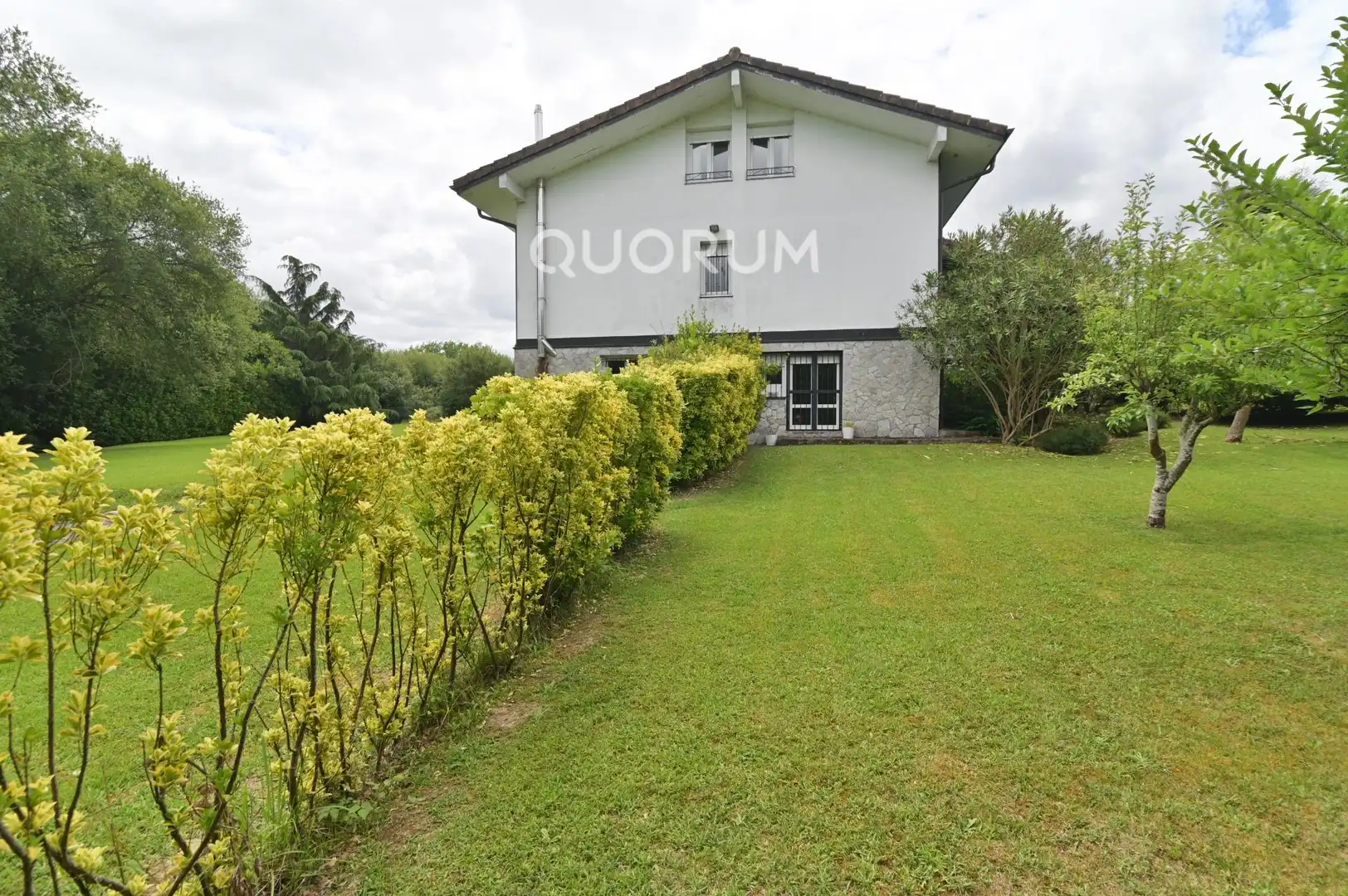 Jardín de Casa o chalet en venta en Mungia con Calefacción, Jardín privado y Terraza