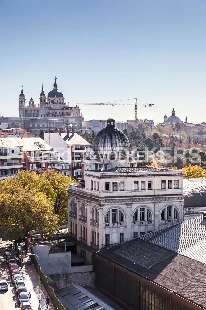 Außenansicht von Wohnung zur Miete in Madrid mit Klimaanlage und Heizung