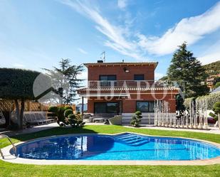 Jardí de Casa o xalet en venda en Badalona amb Aire condicionat, Calefacció i Jardí privat