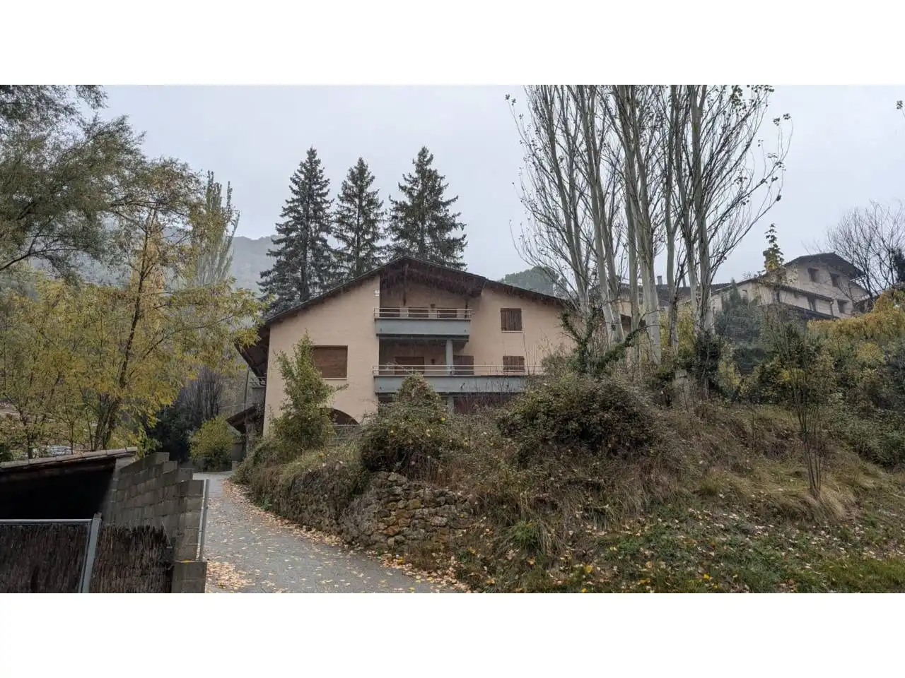 Vista exterior de Casa o xalet en venda en Fígols i Alinyà amb Calefacció, Jardí privat i Terrassa