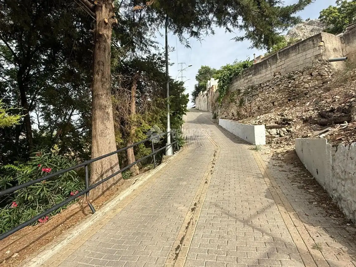 Terreni e lotti in vendita a Martos