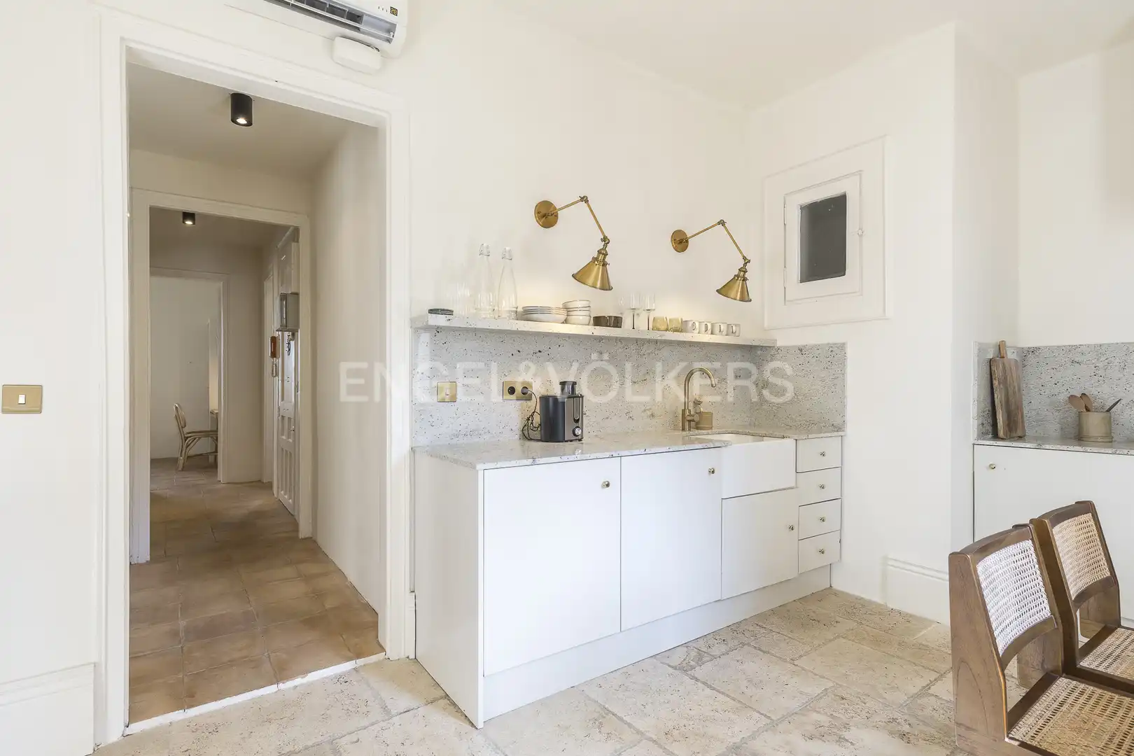 Küche von Wohnung zur Miete in Barcelona mit Klimaanlage, Heizung und Balkon
