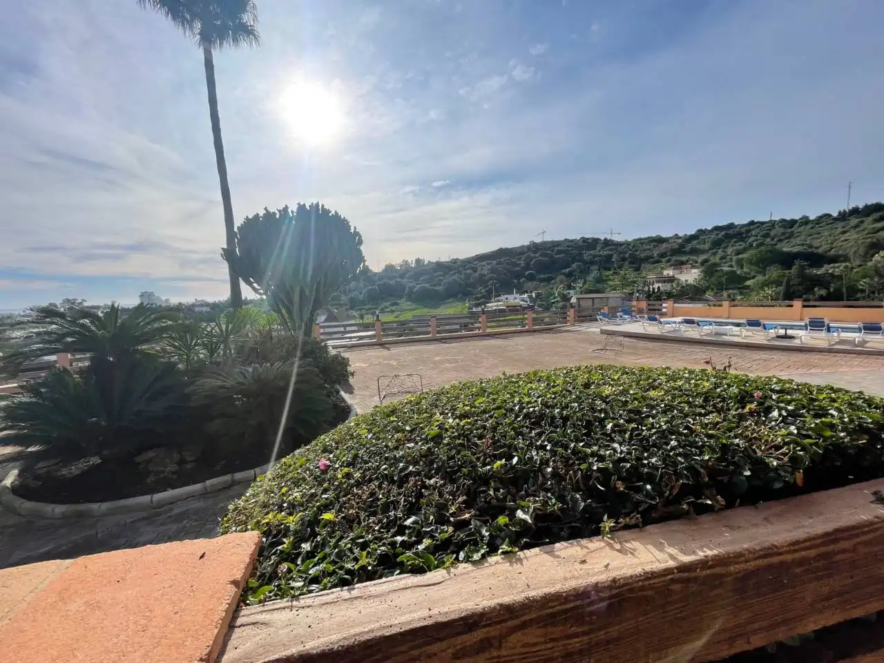 Vista exterior de Finca rústica en venda en Estepona amb Aire condicionat, Calefacció i Jardí privat
