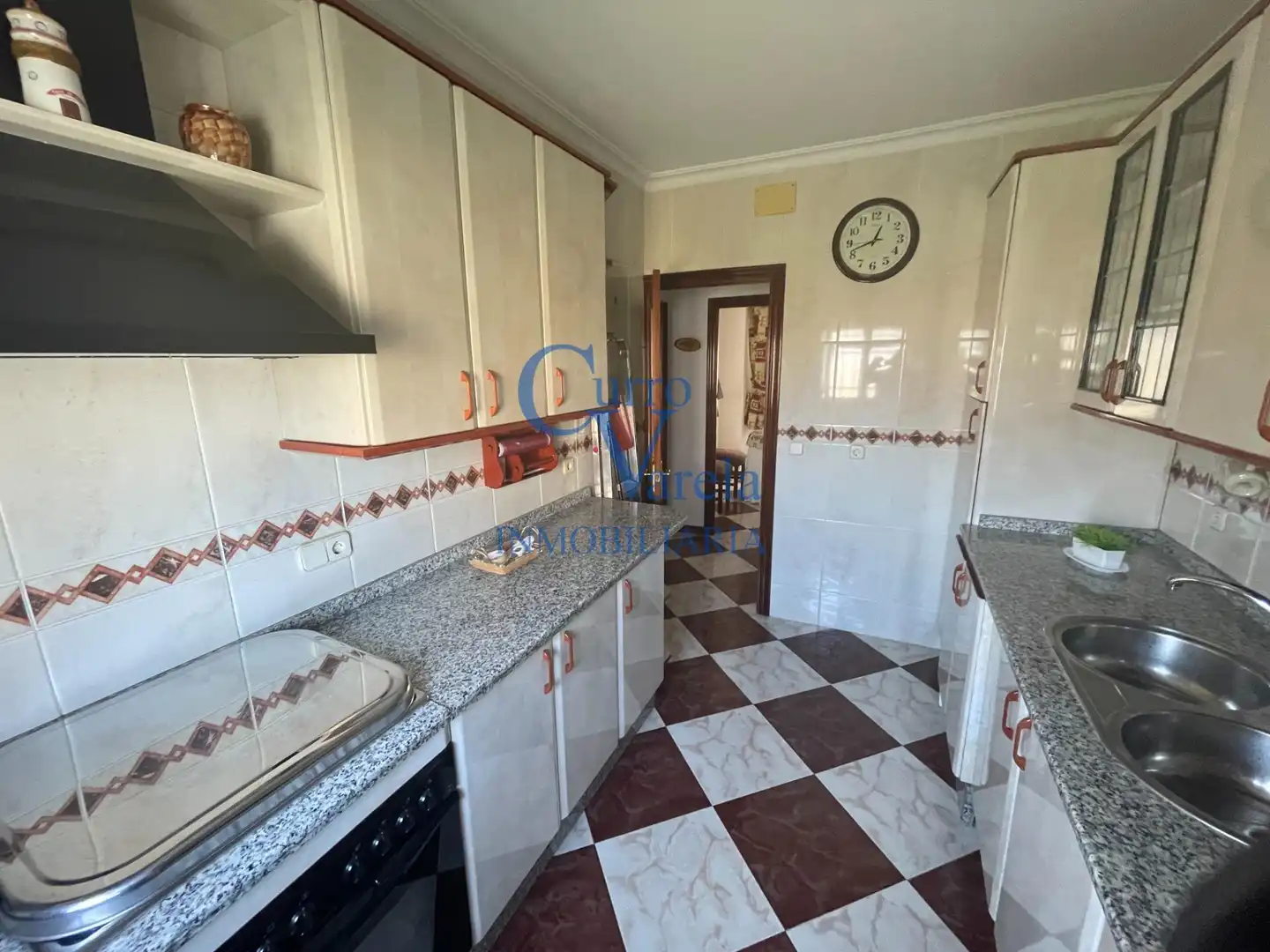 Kitchen of Flat for sale in Sevilla  with Air Conditioner, Heating and Terrace