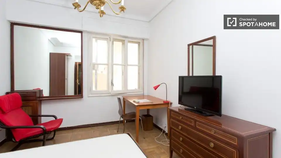 Room in Castellana