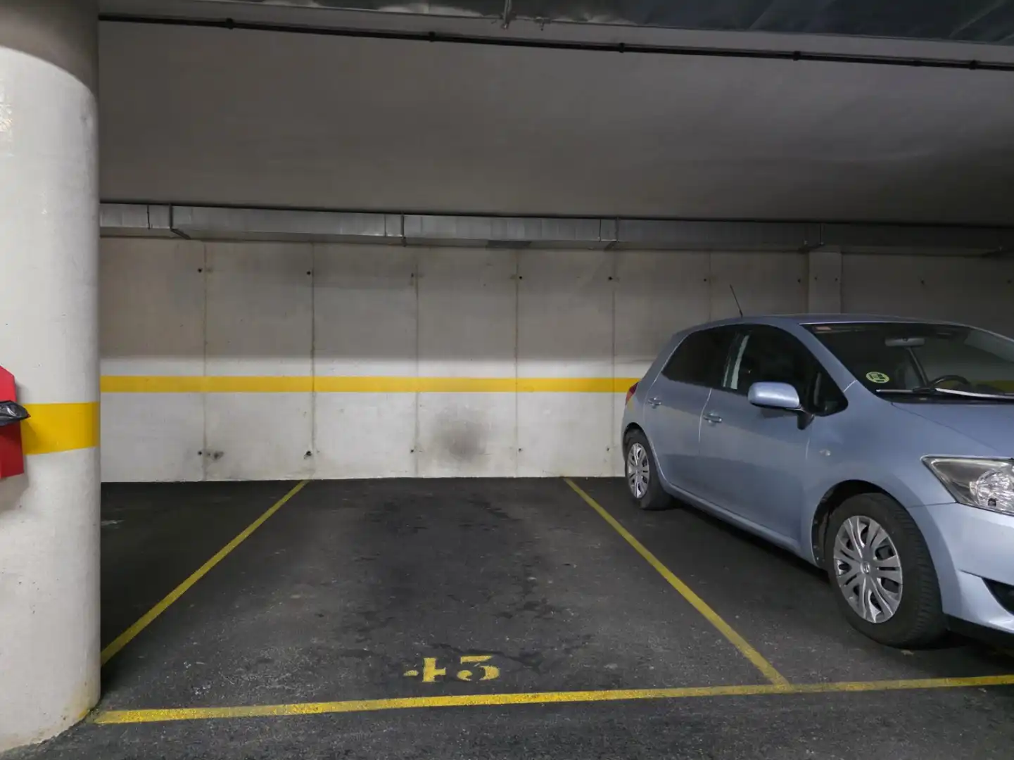 Parking de Piso de alquiler en Siero con Calefacción, Parquet y Trastero