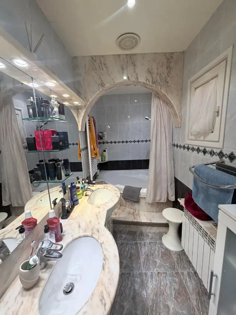 Bany de Casa o xalet en venda en Cercs amb Aire condicionat, Calefacció i Jardí privat