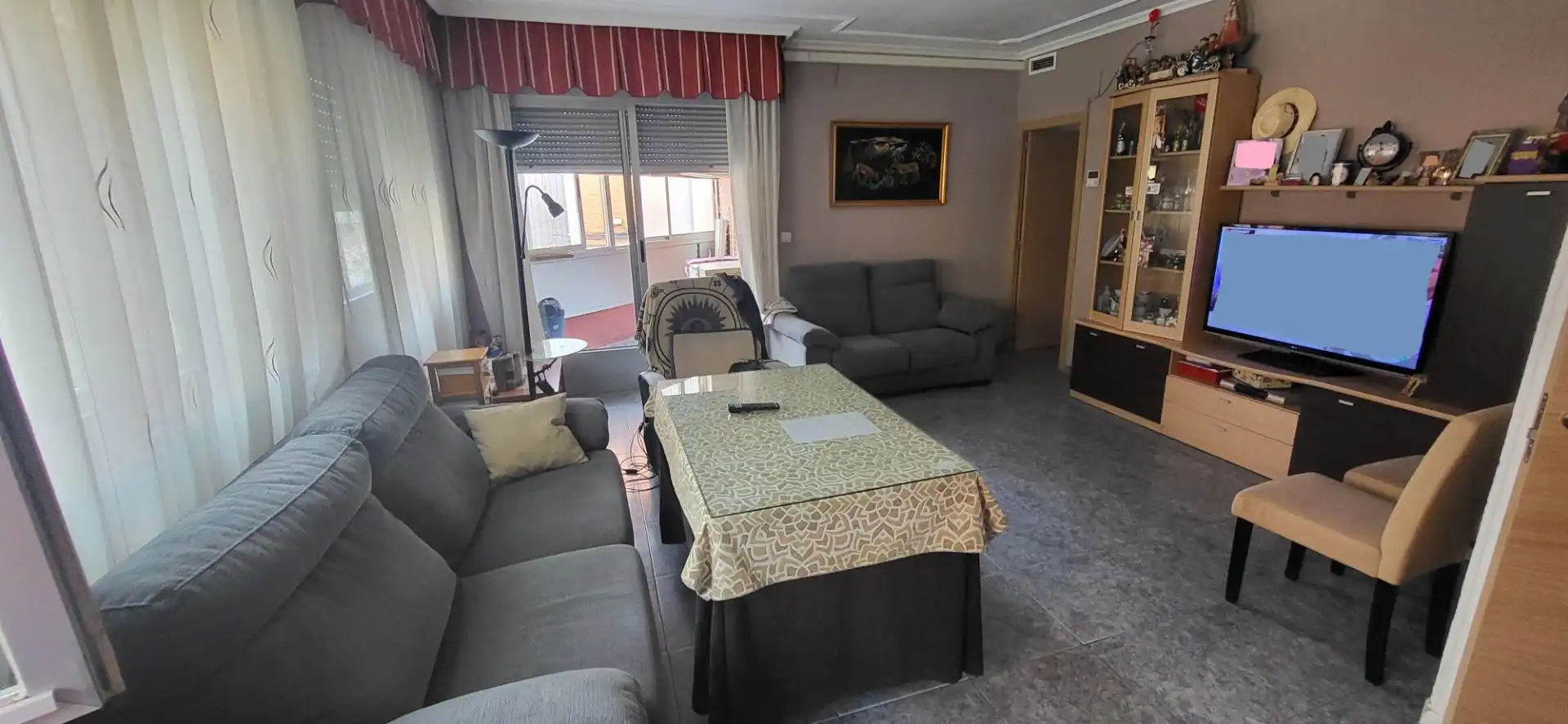 Sala d'estar de Pis en venda en Albacete amb Aire condicionat i Balcó