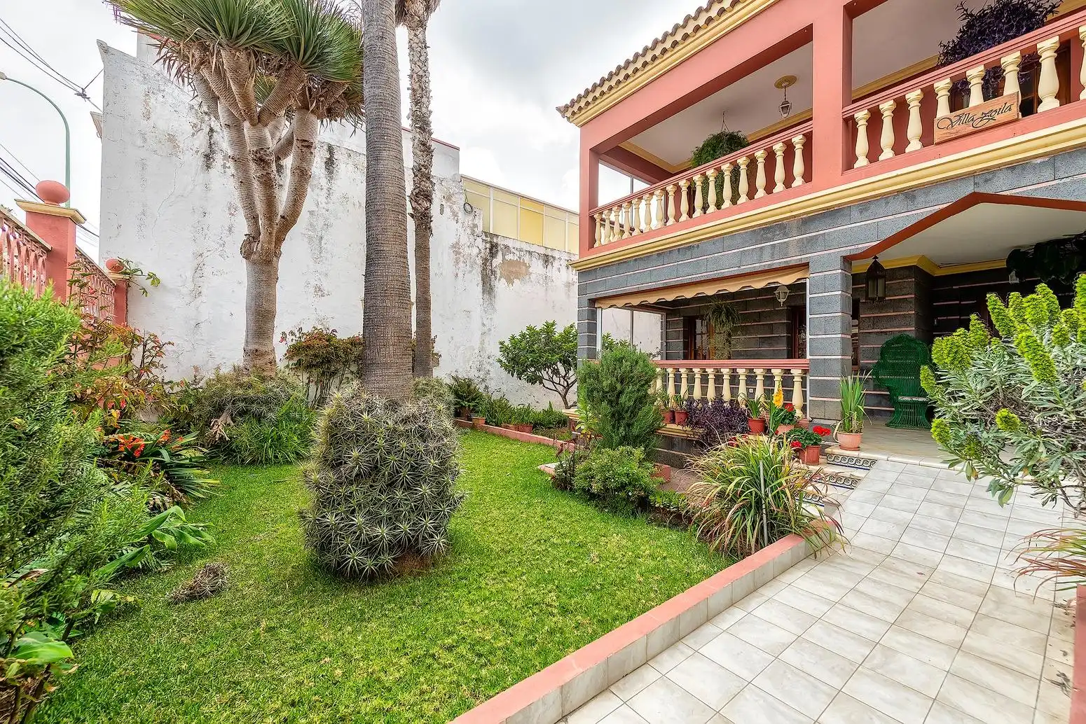 Jardí de Casa o xalet en venda en Las Palmas de Gran Canaria amb Aire condicionat, Jardí privat i Terrassa