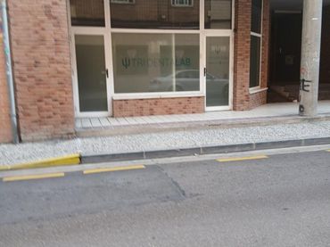 Local comercial en alquiler en Calle del Dos de Enero 4