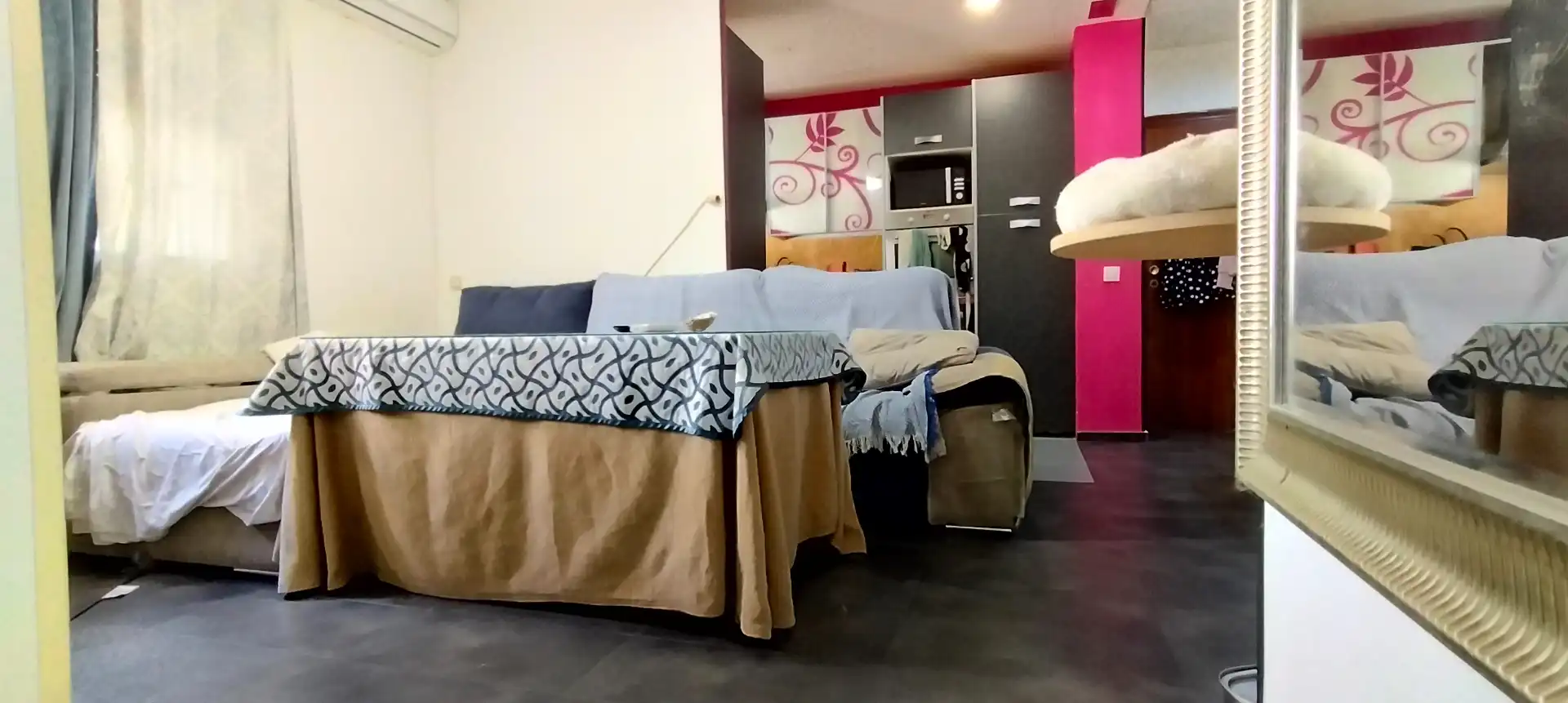 Living room of Flat for sale in Sevilla  with Air Conditioner