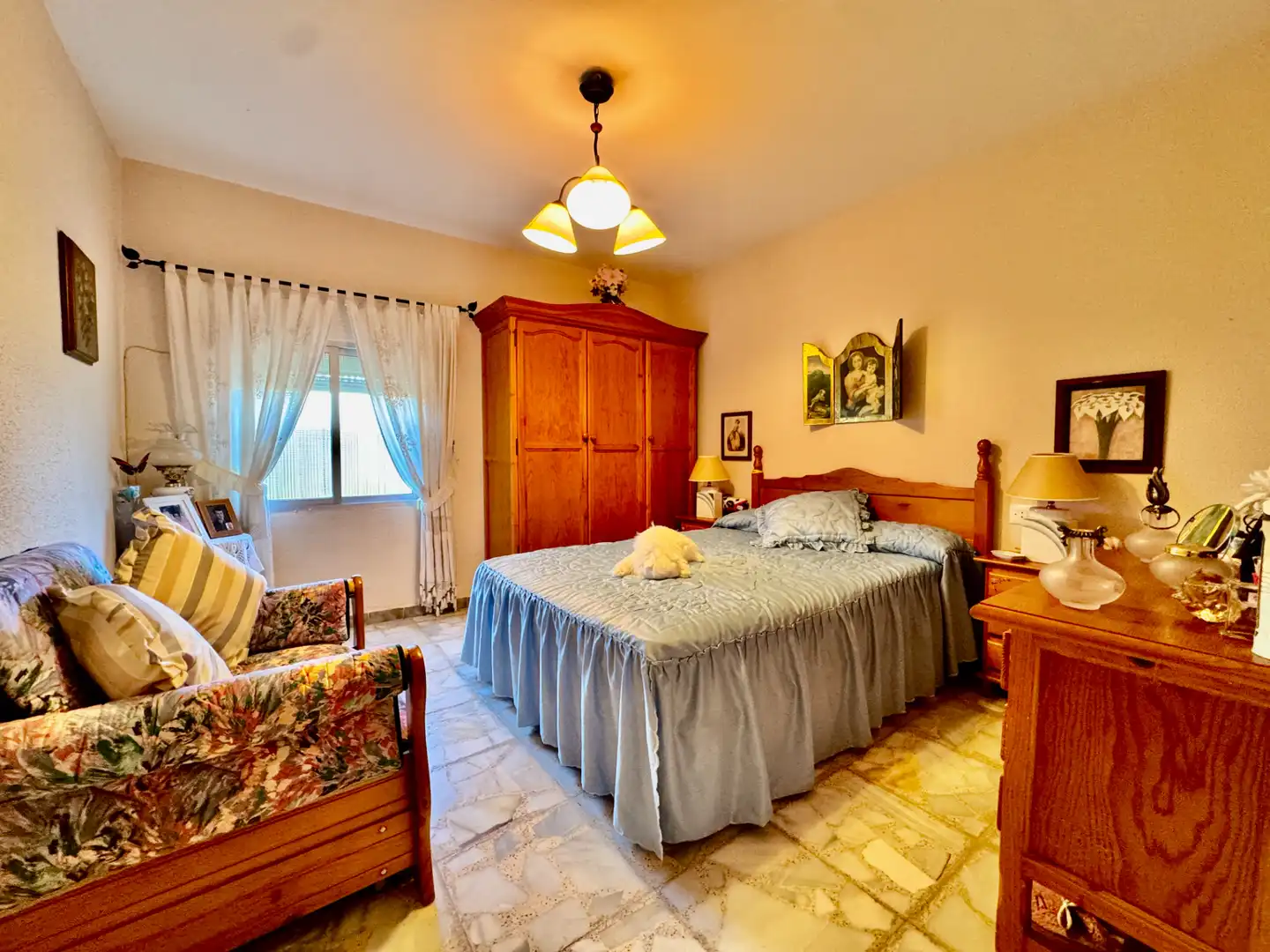 Habitación de Casa o chalet en venta en Chiclana de la Frontera con Aire acondicionado, Calefacción y Jardín privado