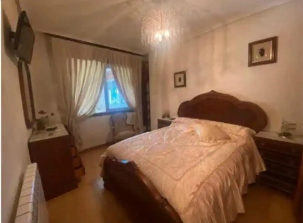 Dormitori de Casa o xalet en venda en O Carballiño   amb Calefacció, Jardí privat i Traster