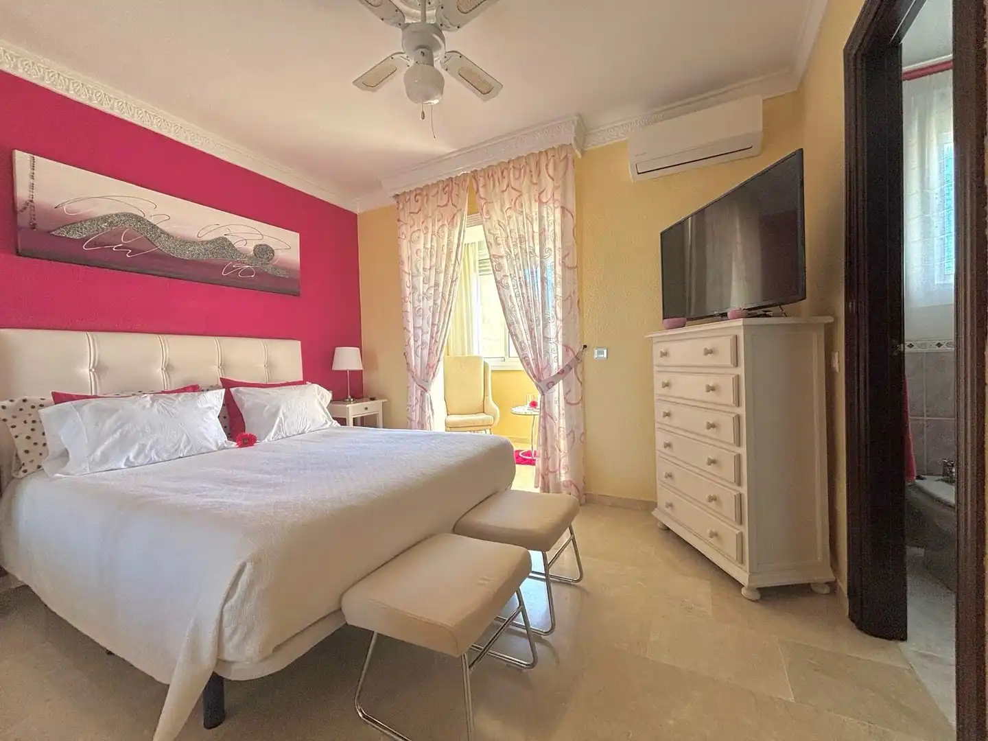 Bedroom of Duplexes for sale in Benalmádena  with Air Conditioner and Community pool