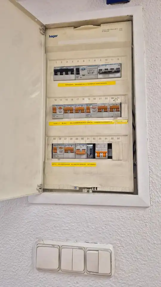 Außenansicht von Geschaftsraum zur Miete in Elche / Elx