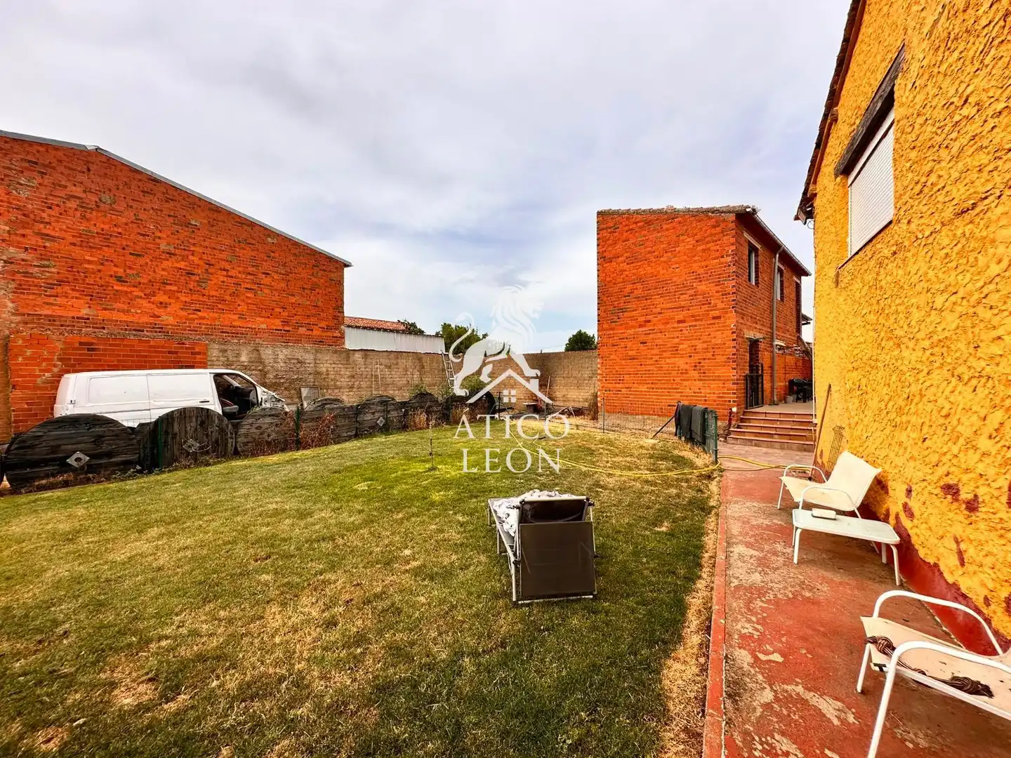 Garden of Houses for sale in Valdefresno  with Heating, Private garden and Storage room