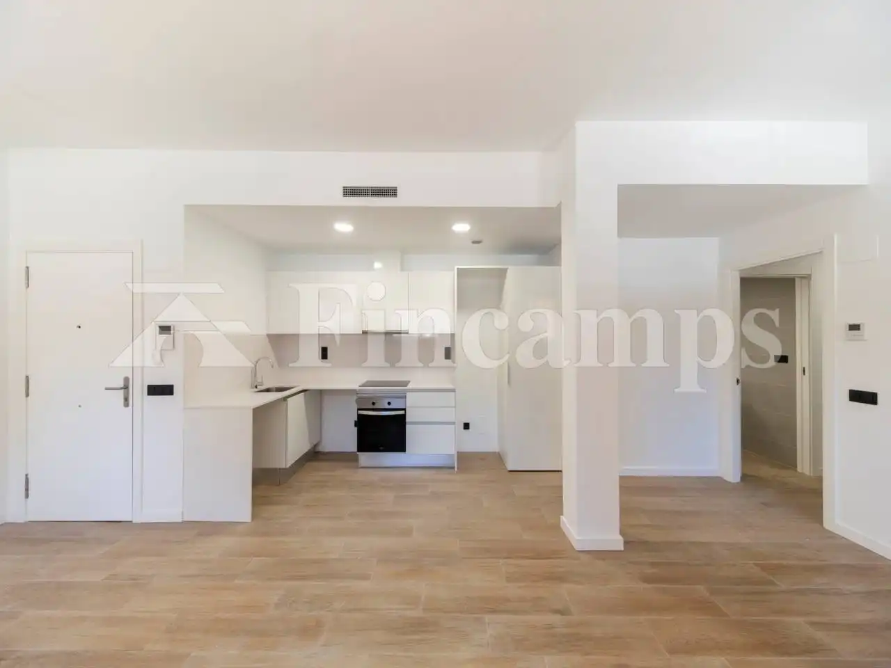 Kitchen of Flat for rent in Sabadell  with Air Conditioner, Parquet flooring and Storage room