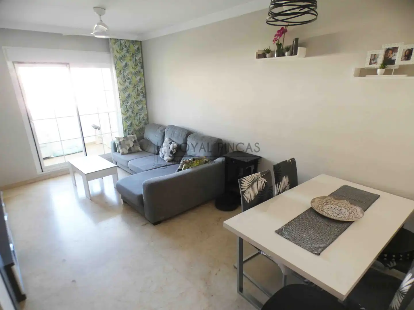 Sala d'estar de Pis en venda en Benalmádena amb Aire condicionat, Calefacció i Terrassa