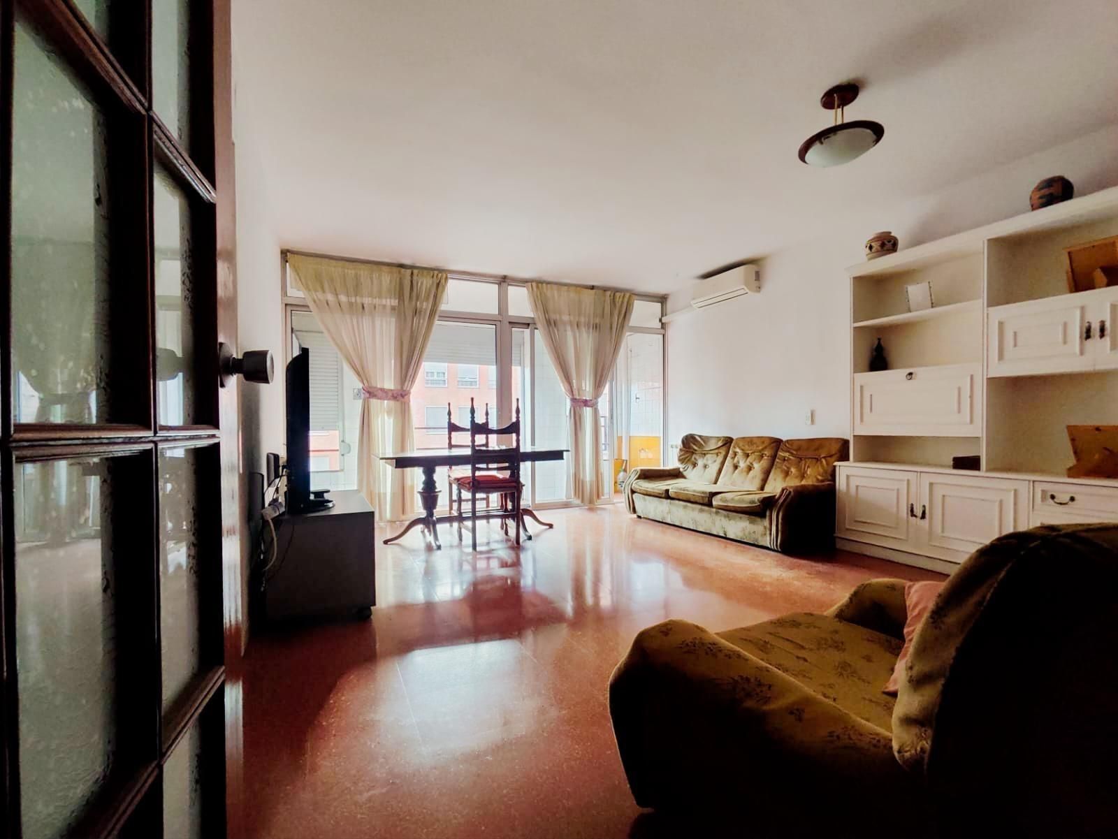 Living room of Flat for sale in Montmeló  with Air Conditioner, Heating and Terrace
