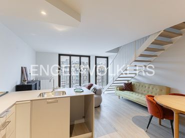 Duplex con balcone in vendita a Eixample