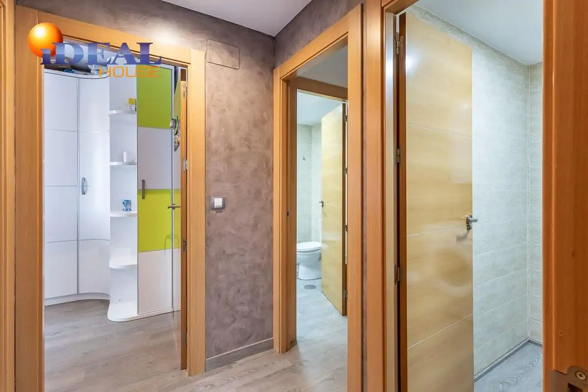 Flat for sale in Granada