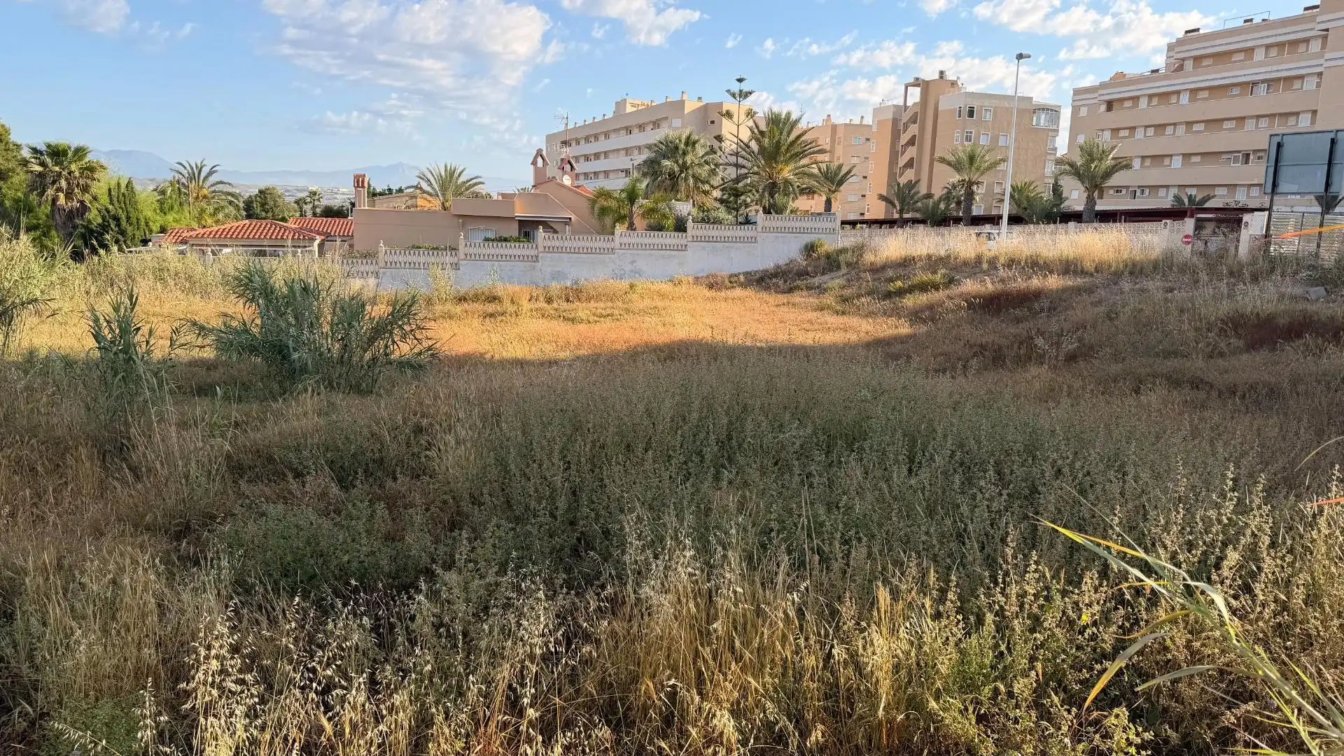 Terreno residencial en venta en Los Arenales del Sol, imagen 16