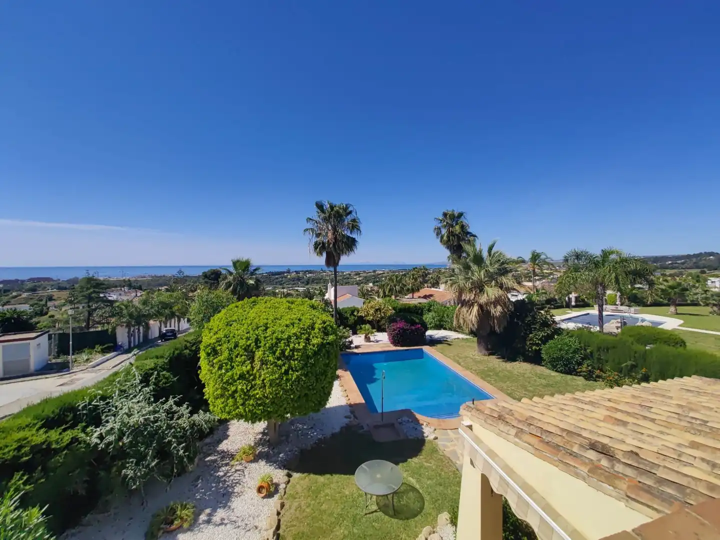 Jardí de Casa o xalet en venda en Estepona amb Aire condicionat, Jardí privat i Terrassa