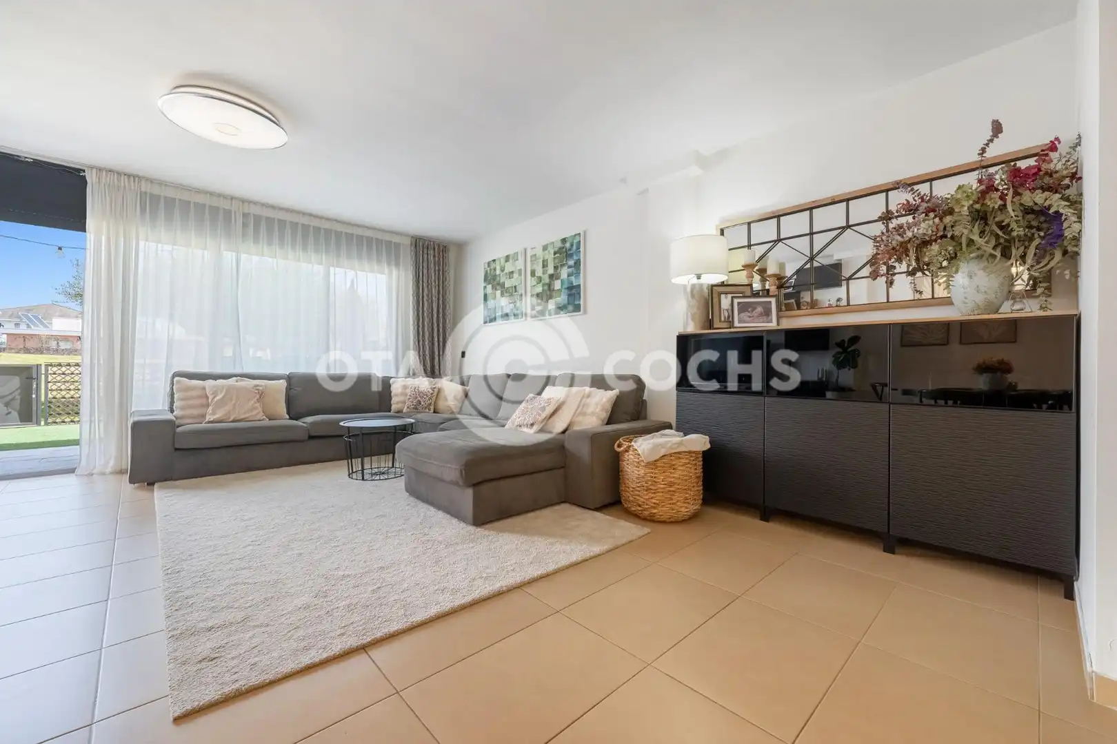 Sala de estar de Casa o chalet en venta en Montbrió del Camp con Aire acondicionado, Jardín privado y Piscina comunitaria